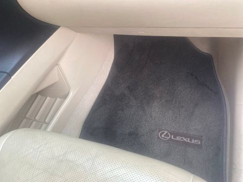 Used 2010 Lexus RX 350 2WD w/ Premium Pkg image 17