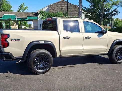 Certified 2024 Chevrolet Colorado Trail Boss w/ Advanced Trailering Package AWD/4WD image 3