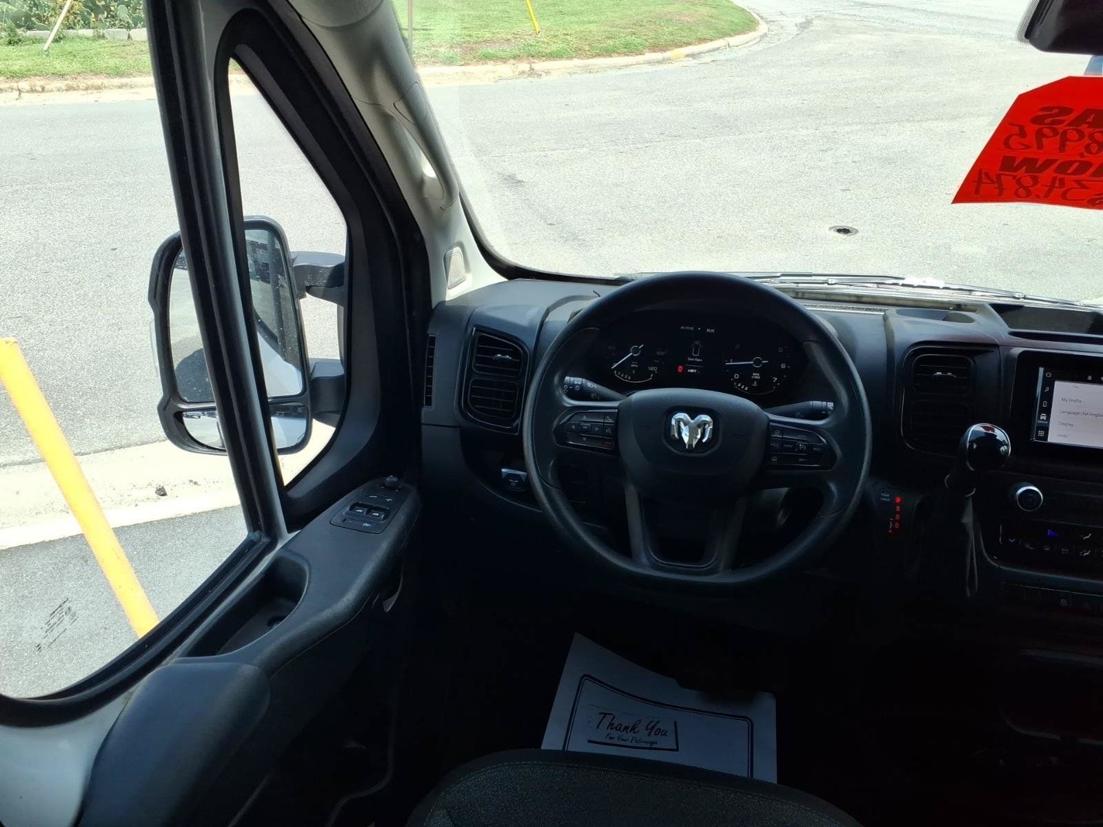Used 2024 RAM ProMaster 2500 w/ Convenience Group FWD image 13