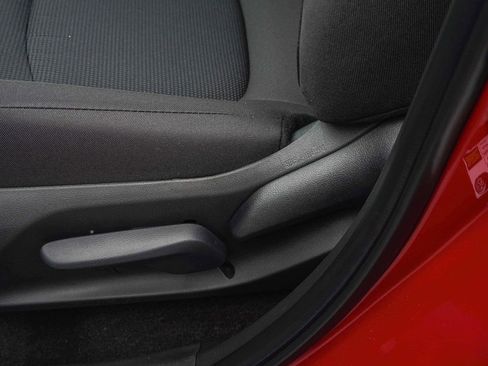 New 2025 Toyota RAV4 LE image 17