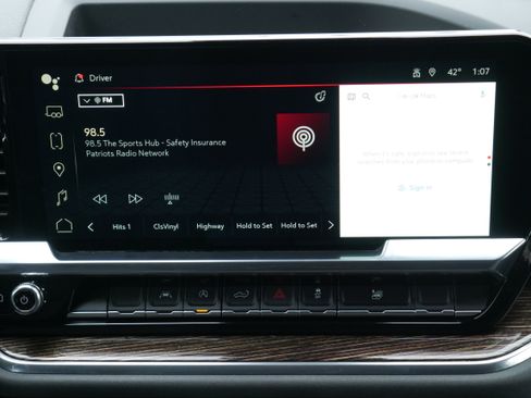 Certified 2022 GMC Sierra 1500 Elevation image 17