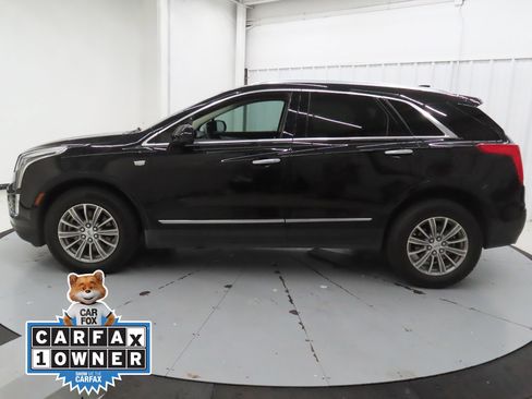 Used 2017 Cadillac XT5 Luxury w/ Driver Awareness Package FWD image 7