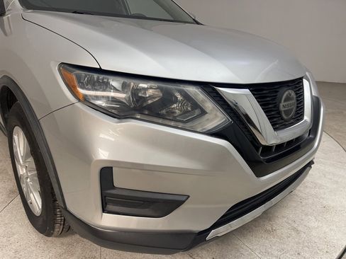 Used 2019 Nissan Rogue SV image 5