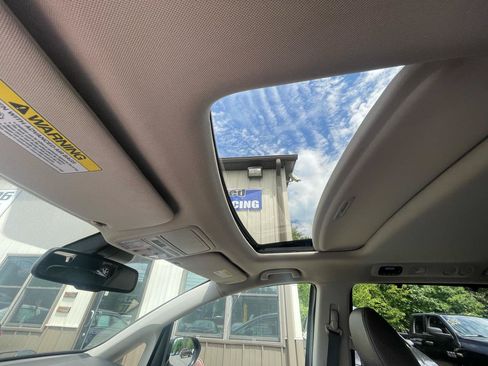 Used 2016 Honda Odyssey EX-L image 17