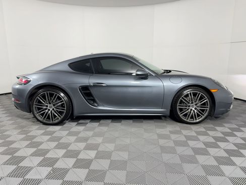 Certified 2025 Porsche 718 Cayman image 8