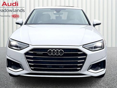 Used 2022 Audi A4 2.0T Premium w/ Convenience Package image 2