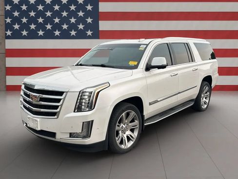Used 2018 Cadillac Escalade ESV Luxury AWD/4WD image 5