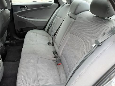Used 2013 Hyundai Sonata GLS w/ Popular Equipment Pkg FWD image 9