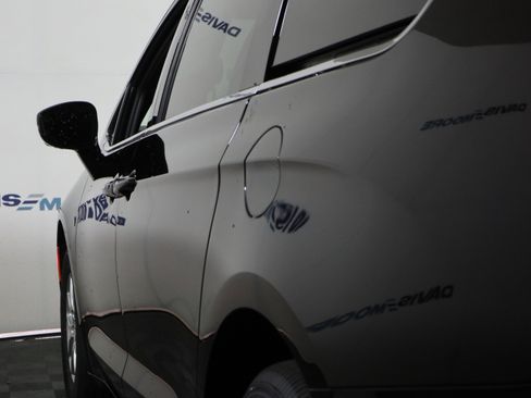 New 2026 Chrysler Pacifica Select image 10