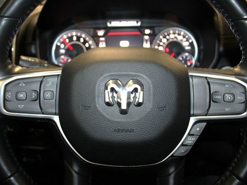 Used 2022 RAM 1500 Laramie image 11
