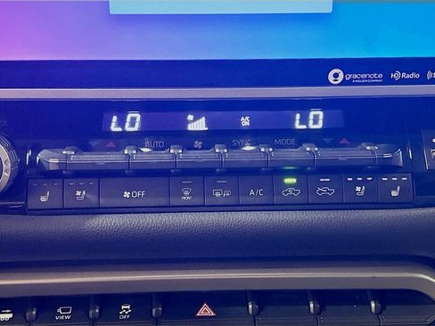 Used 2024 Toyota Tundra Limited image 13