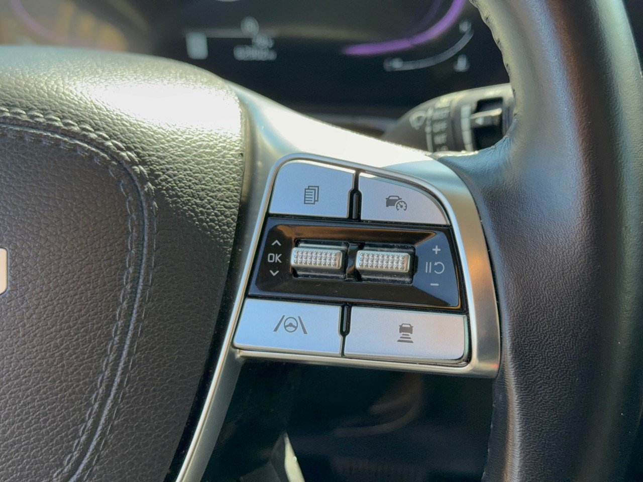 Used 2025 Kia Telluride S FWD image 19