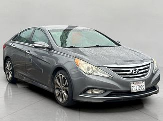 Used 2014 Hyundai Sonata SE image 1