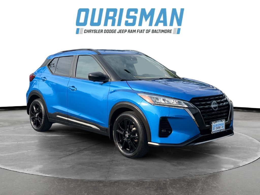 Used 2023 Nissan Kicks SR w/ SR Premium Package FWD image 1
