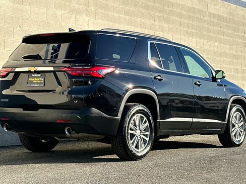 Used 2023 Chevrolet Traverse LT image 4