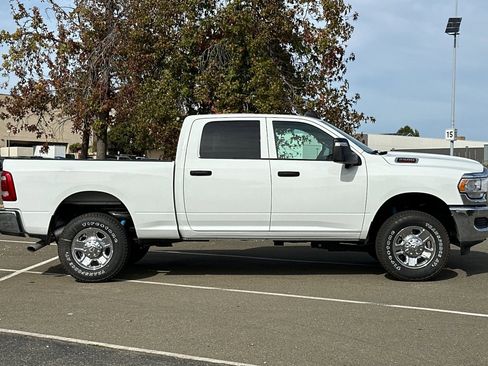 New 2024 RAM 2500 Tradesman w/ Towing Technology Group image 2