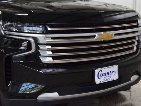 Used 2022 Chevrolet Tahoe High Country AWD/4WD image 13