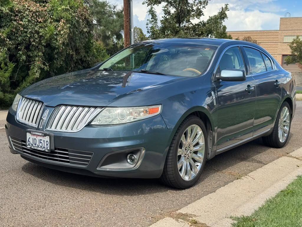 Used 2010 Lincoln MKS AWD image 7