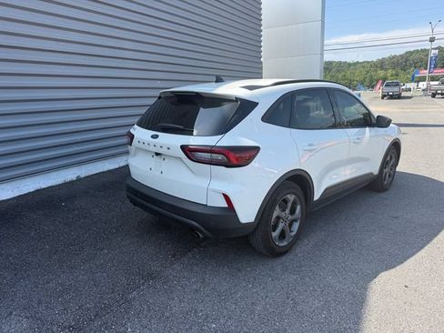 Used 2025 Ford Escape ST-Line w/ Tech Pack #1 FWD image 2