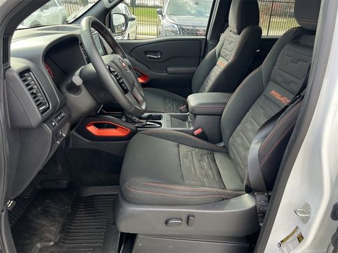 Used 2023 Nissan Frontier PRO-4X w/ Pro Convenience Package image 13