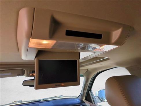 Used 2014 GMC Yukon Denali image 18