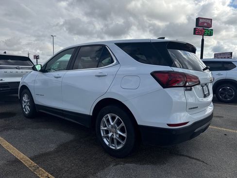 Used 2024 Chevrolet Equinox LT image 3
