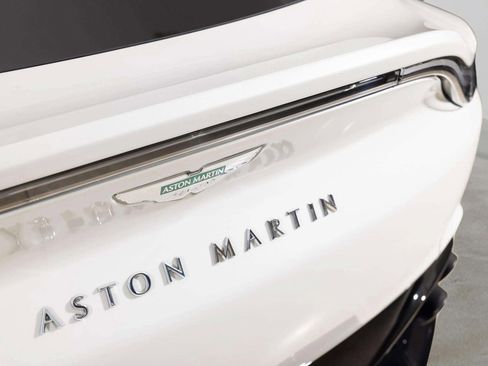 Used 2025 Aston Martin DBX 707 image 49