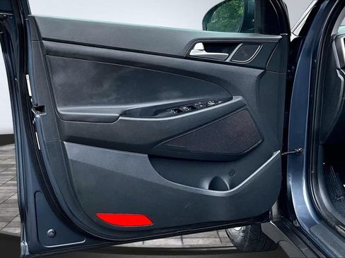 Used 2019 Hyundai Tucson SE FWD image 9