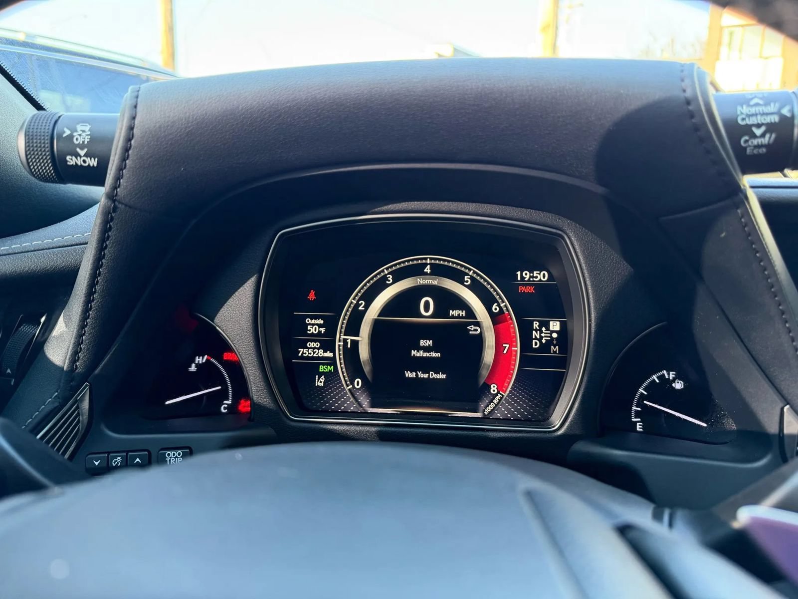 Used 2018 Lexus LS 500 AWD w/ Accessory Package (Z2) image 30
