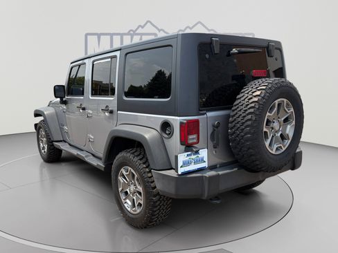Used 2018 Jeep Wrangler Unlimited Sport S AWD/4WD image 3