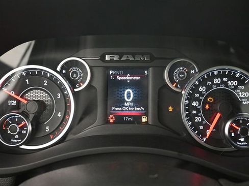 New 2026 RAM 2500 Big Horn AWD/4WD image 24