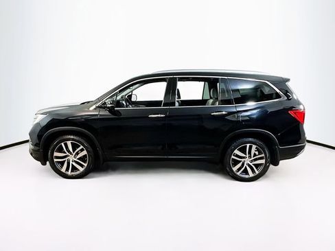 Used 2016 Honda Pilot Elite image 4