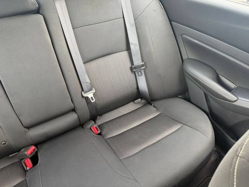 Used 2025 Nissan Altima 2.5 SV FWD image 37