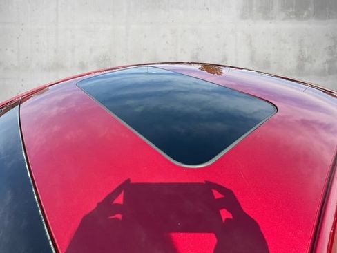 Used 2017 Lincoln MKZ Reserve FWD image 27