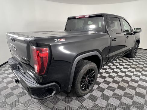 Used 2022 GMC Sierra 1500 Elevation w/ X31 Off-Road Package AWD/4WD image 12