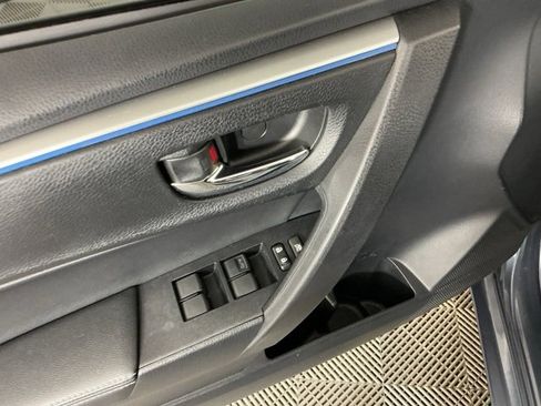 Used 2014 Toyota Corolla S Premium image 13