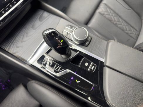 Used 2022 BMW 530i w/ Premium Package image 68