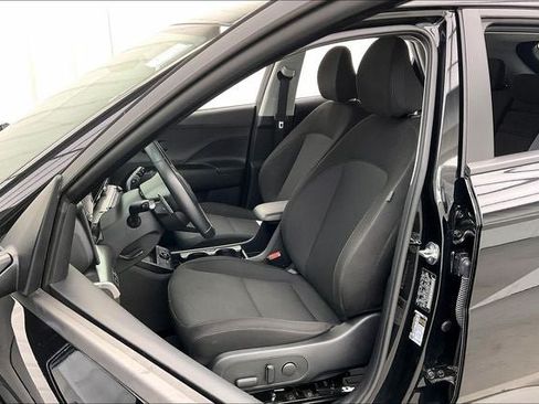 Certified 2024 Hyundai Kona SEL FWD image 8