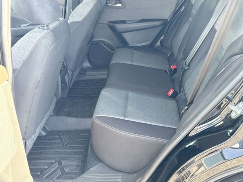 Used 2023 Nissan Rogue SV image 24