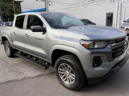 Certified 2023 Chevrolet Colorado LT w/ LT Convenience Package II image 2