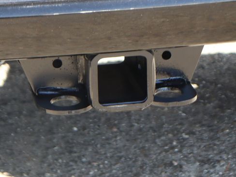 Used 2023 RAM 2500 Laramie AWD/4WD image 46