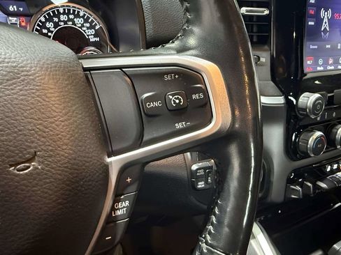 Used 2019 RAM 1500 Big Horn AWD/4WD image 24
