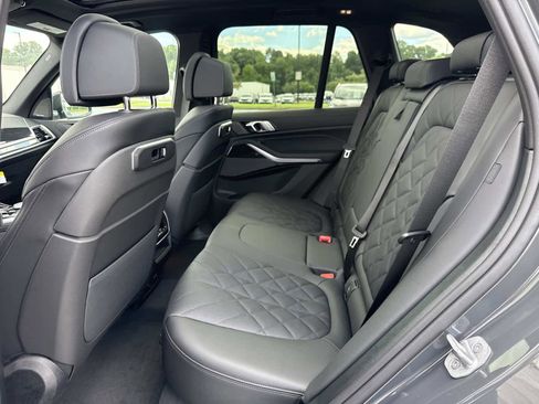 New 2026 BMW X5 xDrive40i w/ M Sport Package AWD/4WD image 15