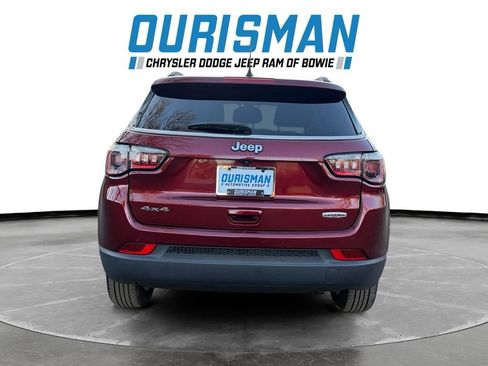 Used 2022 Jeep Compass Latitude image 4