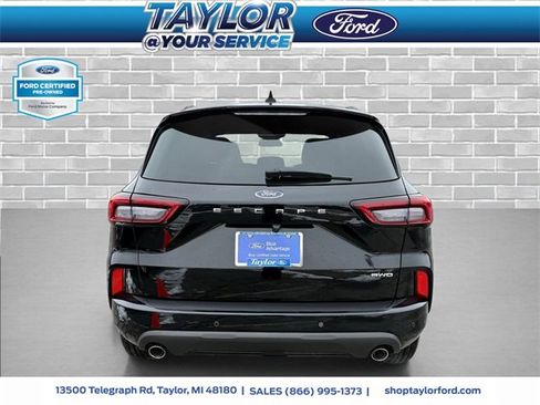 Certified 2023 Ford Escape ST-Line w/ Tech Pack #1 image 4
