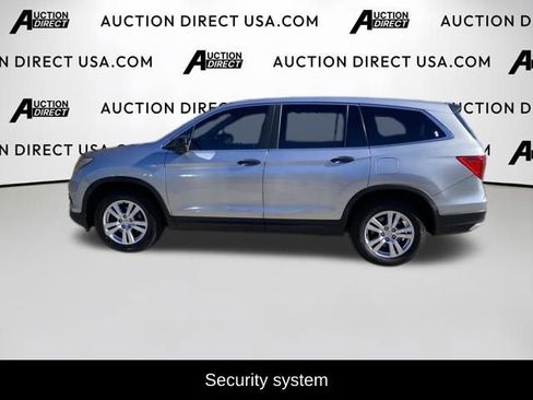 Used 2017 Honda Pilot LX image 8