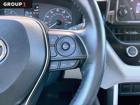 Used 2023 Toyota Corolla Cross LE w/ Moonroof Package image 25