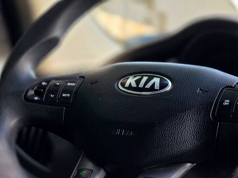 Used 2011 Kia Sportage LX FWD image 15