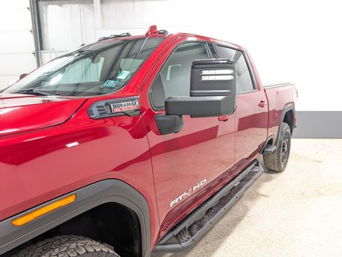 Used 2024 GMC Sierra 2500 AT4 w/ Technology Package AWD/4WD image 7