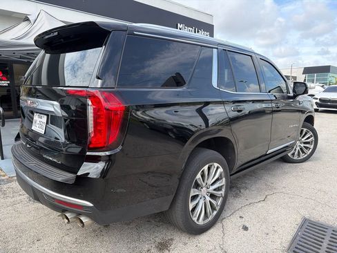 Used 2022 GMC Yukon Denali w/ Denali Premium Package AWD/4WD image 8